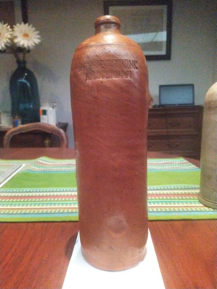 ancienne bouteilles en grès, Collections, Verres & Petits Verres, Comme neuf, Autres types, Enlèvement ou Envoi