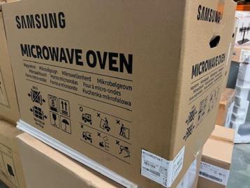 SAMSUNG Micro-ondes encastrable MS22M8274AT 22L beschikbaar voor biedingen