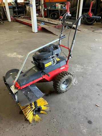 veeg machine vari cb 80  beschikbaar voor biedingen