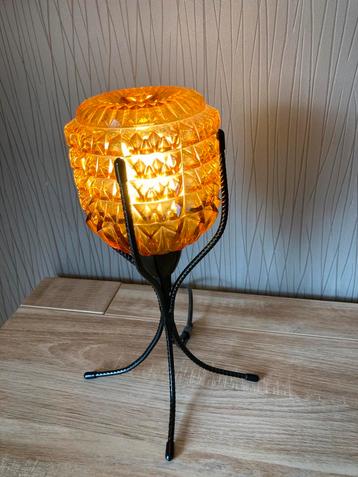 Vintage lampje beschikbaar voor biedingen