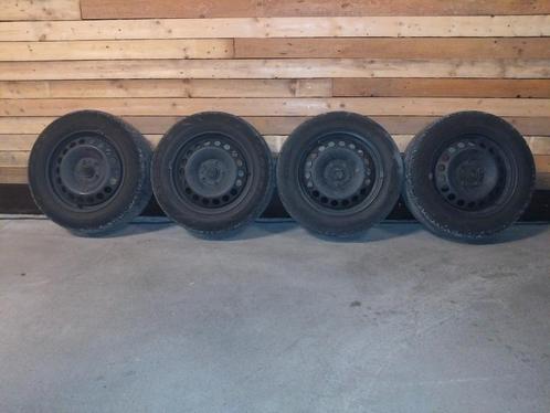 Lot de 4 Jantes en Tôle 16 Pouces - État Impeccable, Auto-onderdelen, Banden en Velgen, Velg(en), All Season, 16 inch, Overige