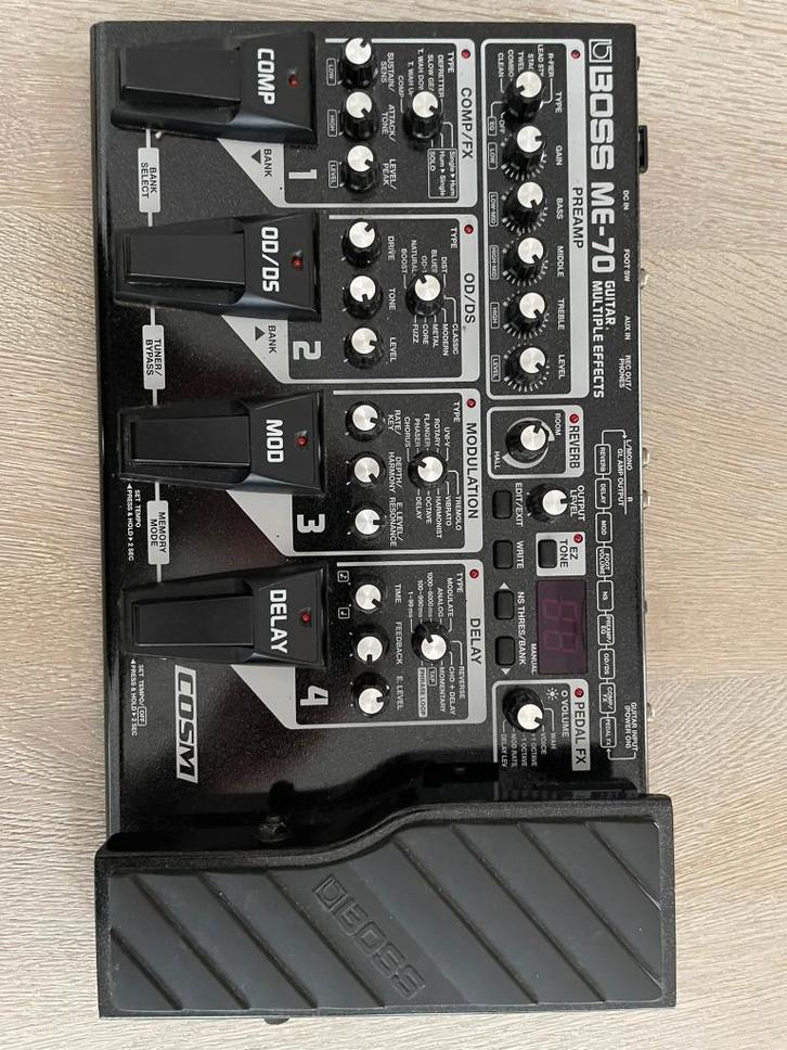BOSS ME-70 multi effects gitaar, Musique & Instruments, Effets, Utilisé, Chorus, Delay ou Écho, Distortion, Overdrive ou Fuzz