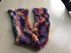 Nieuw, met de hand gebreid fluffy sjaaltje., Hobby en Vrije tijd, Breien en Haken, Ophalen of Verzenden, Nieuw, Breien, Naald