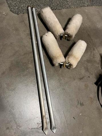 2 stuks afsteekrollen vaste hengel met steunen 70cm beschikbaar voor biedingen
