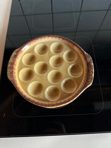 Escargot borden   beschikbaar voor biedingen