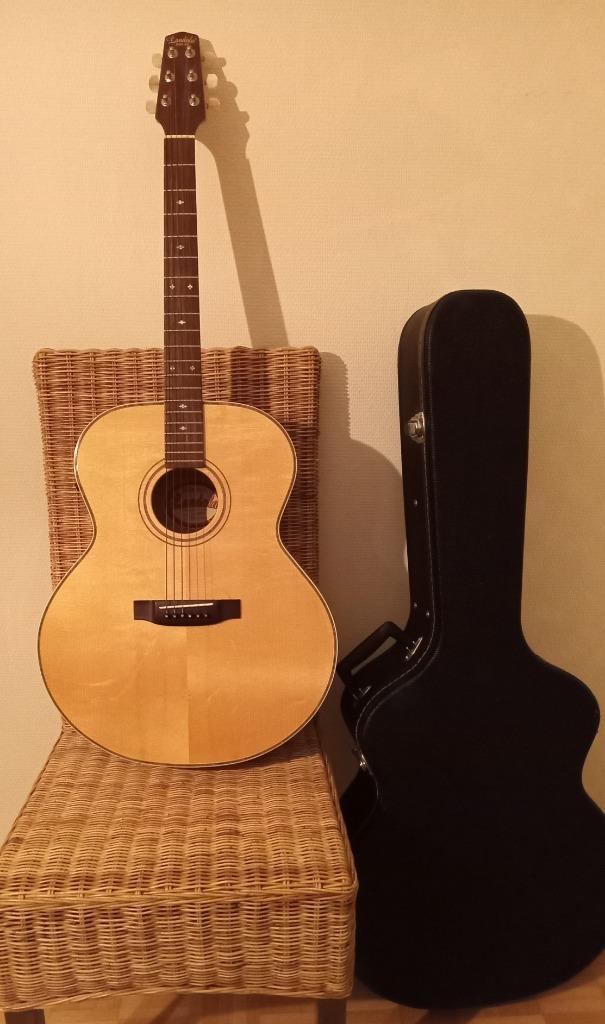 Elektro-akoestische folkgitaar, Muziek en Instrumenten, Snaarinstrumenten | Gitaren | Akoestisch, Nieuw, Western- of Steelstringgitaar