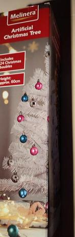 witte kunst kerstboom met 24 ballen hoogte 60 cm 2 stuks, Diversen, Nieuw, Ophalen of Verzenden