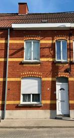 Woning met 3 slaapkamers en tuin, 149 m², Roeselare, Tot 200 m², 3 kamers