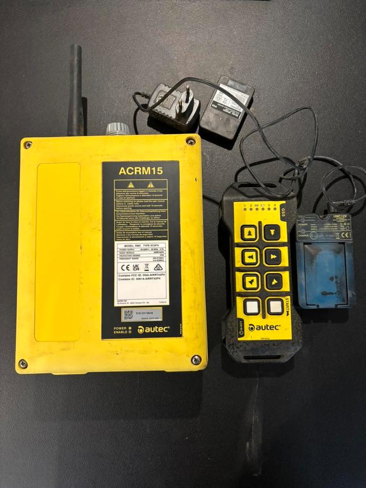 Diverse Autec ontvangers en zenders + reserve, Elektronische apparatuur, Onderdelen en Toebehoren, Zo goed als nieuw, Ophalen of Verzenden