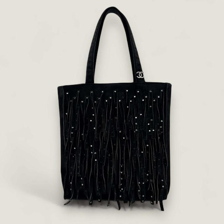 Chanel fringe tasje zwart authentiek, Handtassen en Accessoires, Tassen | Damestassen, Gebruikt, Handtas, Zwart, Ophalen of Verzenden