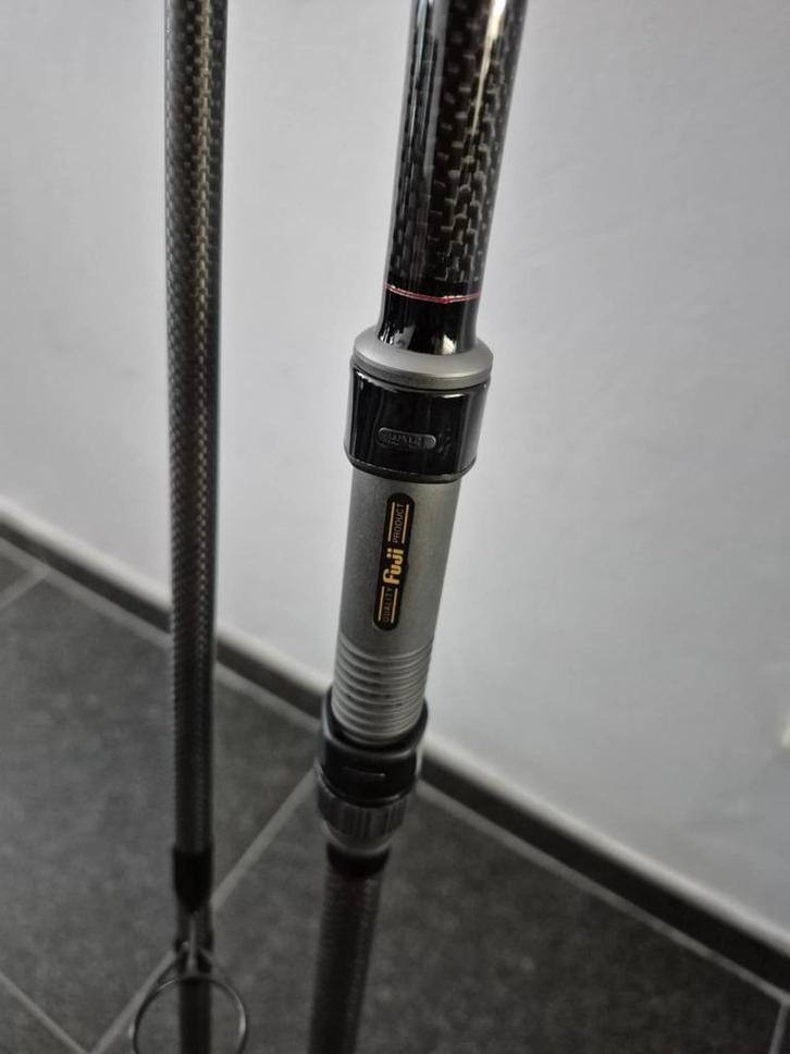 Nieuwe Shimano Spodhengel, Watersport en Boten, Hengelsport | Karpervissen, Nieuw, Molen, Ophalen of Verzenden