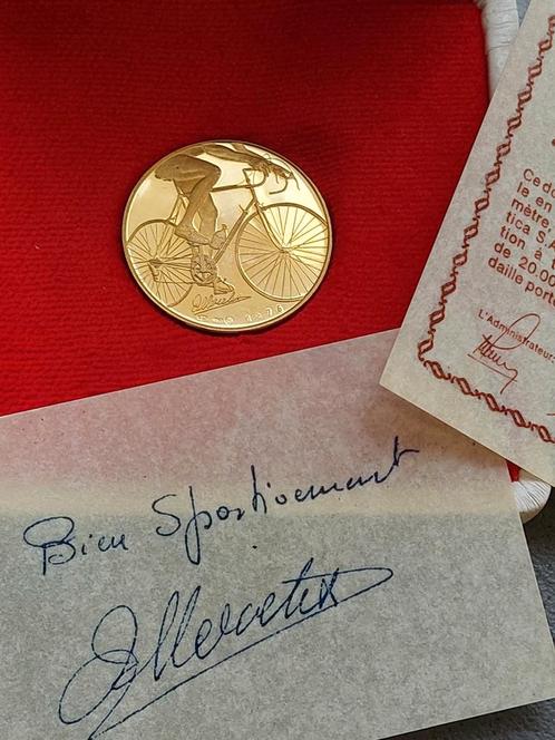 Superbe Medaille Eddy Merckx / Or 18 K/ Certificat/10.14 Gr, Timbres & Monnaies, Monnaies | Belgique, Monnaie en vrac, Or, Or