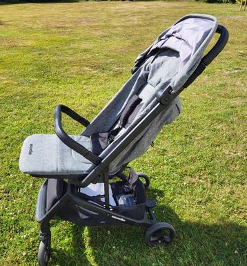 Poussette Easywalker Miley 2 légère et très compacte, Enlèvement, Comme neuf, Poussette