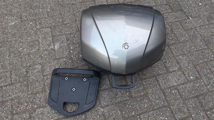 Yamaha FJR1300 topkoffer in de metallic bronze kleur, Motoren, Onderdelen | Yamaha, Gebruikt, Ophalen of Verzenden