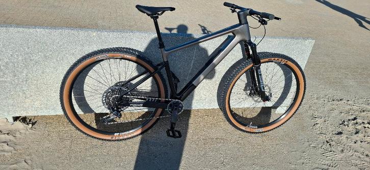 Focus Raven 8.9, Fietsen en Brommers, Fietsen | Mountainbikes en ATB, Nieuw, Ophalen
