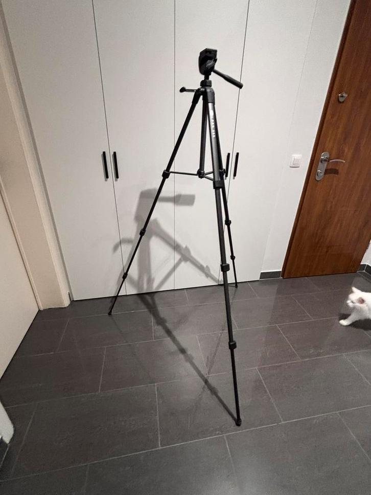 Trepied - Bilora 28S, Audio, Tv en Foto, Fotografie | Statieven en Balhoofden, Zo goed als nieuw, Driepoot, Ophalen
