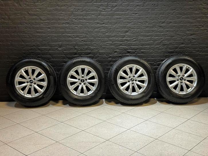 Kit hiver original 17 pouces Audi Q2 Q3 Q4 Q5, Autos : Pièces & Accessoires, Pneus & Jantes, Pneus et Jantes, Pneus hiver, 17 pouces