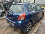 VITRE CUSTODE ARRIÈRE DROIT Toyota Yaris II (P9), Utilisé, Toyota