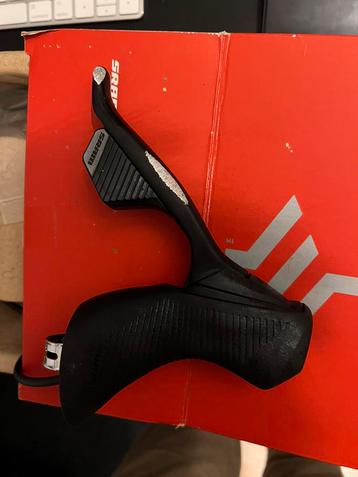 Linker SRAM Rival AXS shifterset beschikbaar voor biedingen