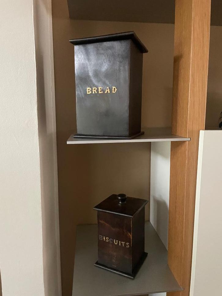 Bel ensemble de deux boîtes en bois avec couvercle, Antiquités & Art, Curiosités & Brocante, Enlèvement ou Envoi