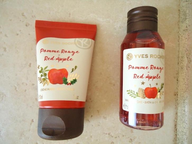 Mini handencrème + douche gel Rode appel, Handtassen en Accessoires, Uiterlijk | Lichaamsverzorging, Nieuw, Bad & Douche, Ophalen of Verzenden