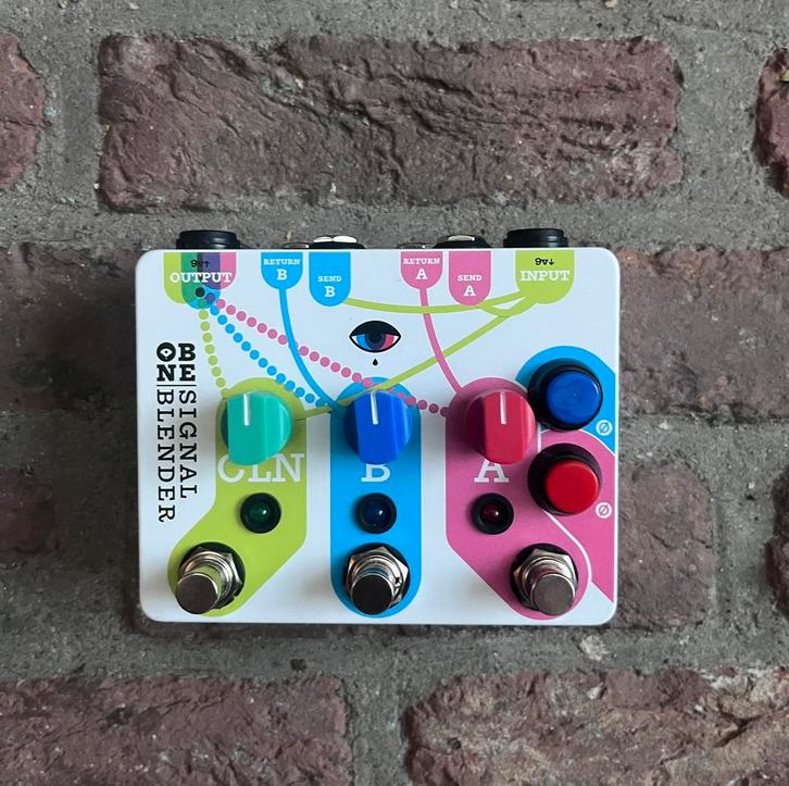 Old Blood Noise Endeavors - Signal Blender, Muziek en Instrumenten, Effecten, Zo goed als nieuw, Ophalen of Verzenden