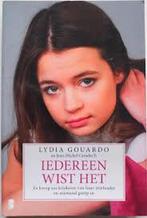 Boek - Iedereen wist het, Ophalen of Verzenden, Gelezen, Lydia Gouardo