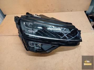 Skoda Karoq Full Ledlamp rechts beschikbaar voor biedingen