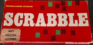 SCRABBLE - Rode doos beschikbaar voor biedingen