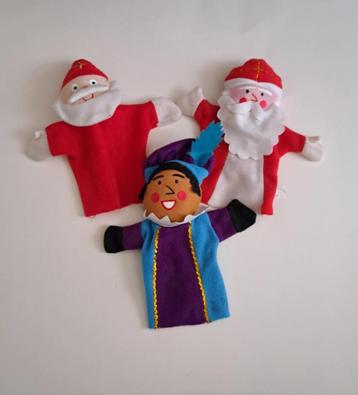 Handpoppen Sinterklaas en Roetpiet beschikbaar voor biedingen