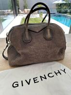 Givenchy Antigona Snakeskin, Handtassen en Accessoires, Tassen | Damestassen, Ophalen of Verzenden, Zo goed als nieuw, Grijs, Handtas