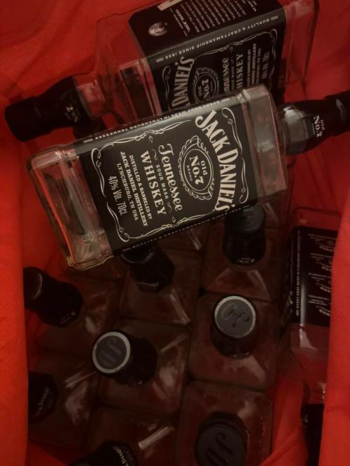 40 lege Jack Daniel’s flessen 700ml met dop, Verzamelen, Glas en Drinkglazen, Zo goed als nieuw, Ophalen