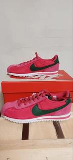 Nike Cortez Rose & Vert  P36, Enlèvement ou Envoi, Vert