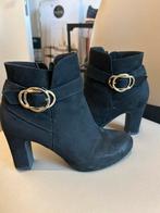 Zwarte hak te koop, Enlèvement, Comme neuf