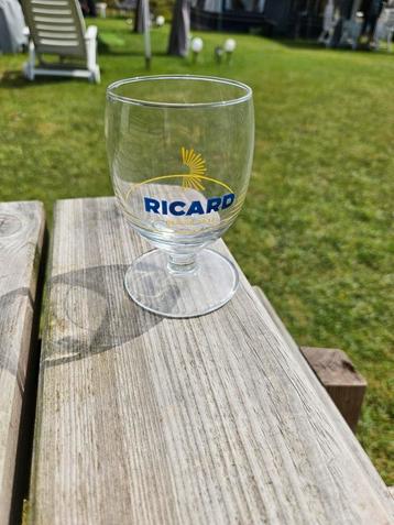 Set van 6 ricard glasjes beschikbaar voor biedingen