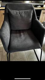 Fauteuil avec pied en metal peut utilisé, Ophalen, Zo goed als nieuw