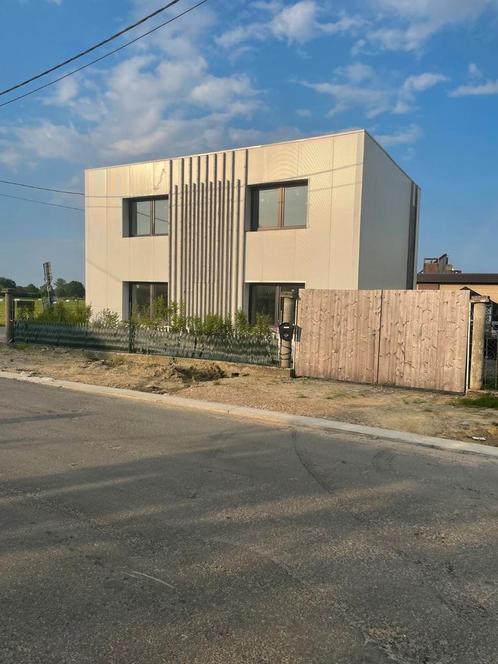 Modern huis te huur op toplocatie EPC B, Immo, Huizen te huur, Provincie Antwerpen, Vrijstaande woning, Direct bij eigenaar, B