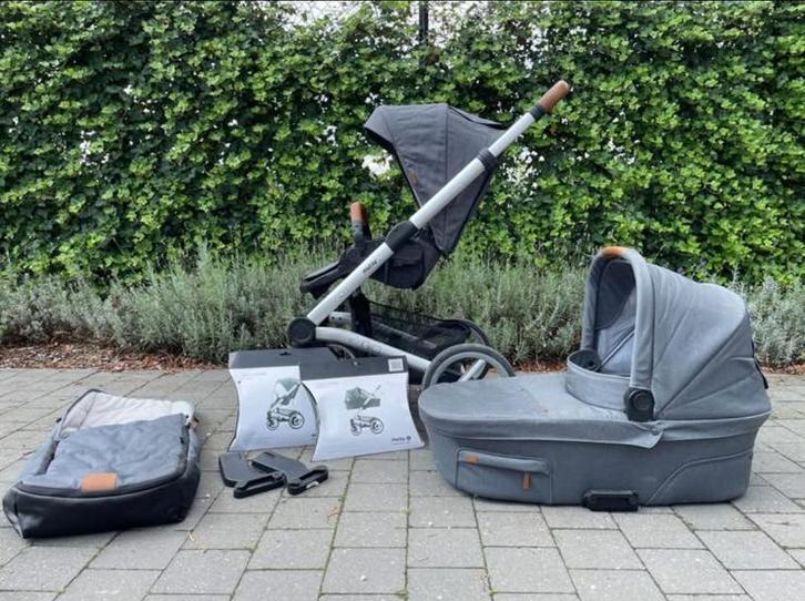 Wandelwagen Mutsy Nio Nordic Grey complete set, Kinderen en Baby's, Kinderwagens en Combinaties, Zo goed als nieuw, Mutsy, Ophalen