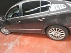 VW Passat 1.6 essence, Auto's, Volkswagen, Te koop, Stoelventilatie, Berline, Benzine