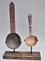 2 anciennes cuillères, TOUAREG et Afrique de l'Ouest - 1950, Enlèvement ou Envoi