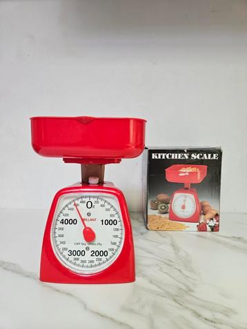 vintage retro weegschaal  beschikbaar voor biedingen