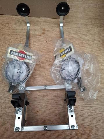 Dubbele dispenser met doseurs Martini beschikbaar voor biedingen