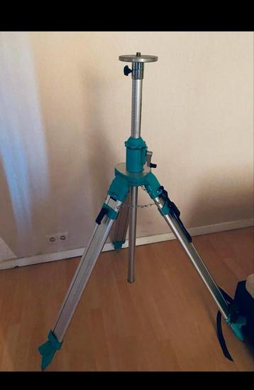 Trepied laser, Enlèvement