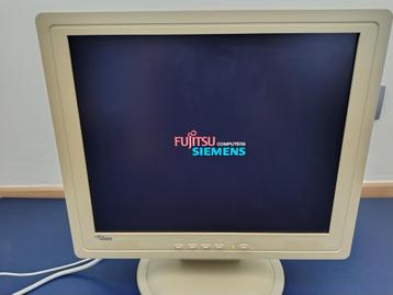 PC scherm 17inch Fujitsu, Haut-parleurs intégrés, Autres résolutions, Enlèvement, Utilisé