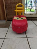 Speelgoed auto waar kinderen op zitten voor €20, Enfants & Bébés, Comme neuf, Enlèvement ou Envoi