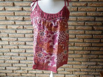 (94) - top femme t. 40 rouge - sports - beschikbaar voor biedingen