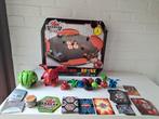 Bakugan lot (arena + grote en kleine bakugans en kaartjes), Ophalen of Verzenden, Gebruikt