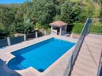vakantiewoning met zwembad, 4 of meer slaapkamers, In bergen of heuvels, Ardèche of Auvergne, Afwasmachine