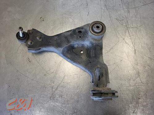 Draagarm rechts-voor van een Mercedes Vito, Auto-onderdelen, Ophanging en Onderstel, Mercedes-Benz, Gebruikt, 3 maanden garantie