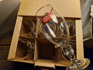 6 STELLA ARTOIS ICON GLAZEN 33cl - NIEUW IN DOOS 1.50€ p st beschikbaar voor biedingen